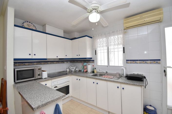 Image No.3-2 Bed Property for sale