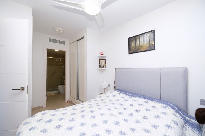 Image No.9-3 Bed Property for sale