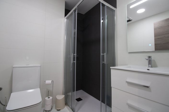 Image No.15-3 Bed Apartment for sale