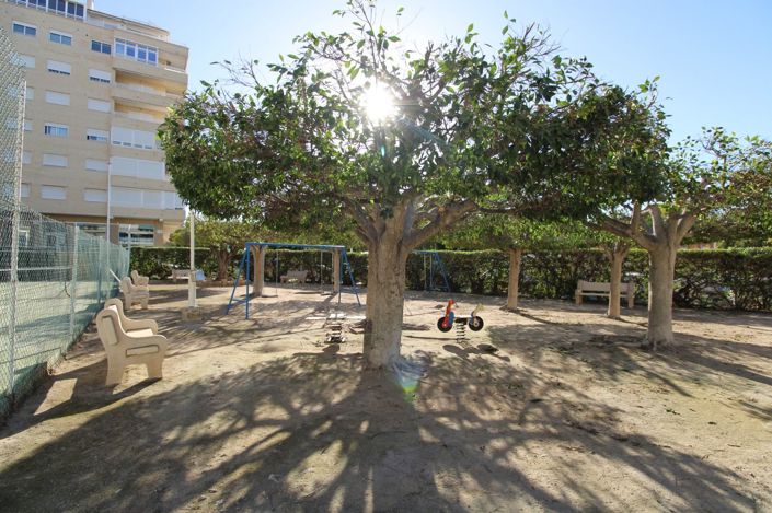 Image No.25-3 Bed Apartment for sale