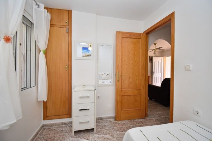 Image No.14-2 Bed Property for sale