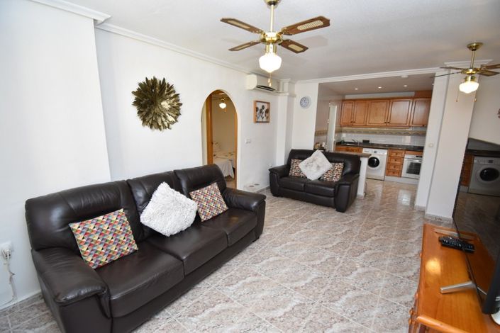 Image No.4-2 Bed Property for sale