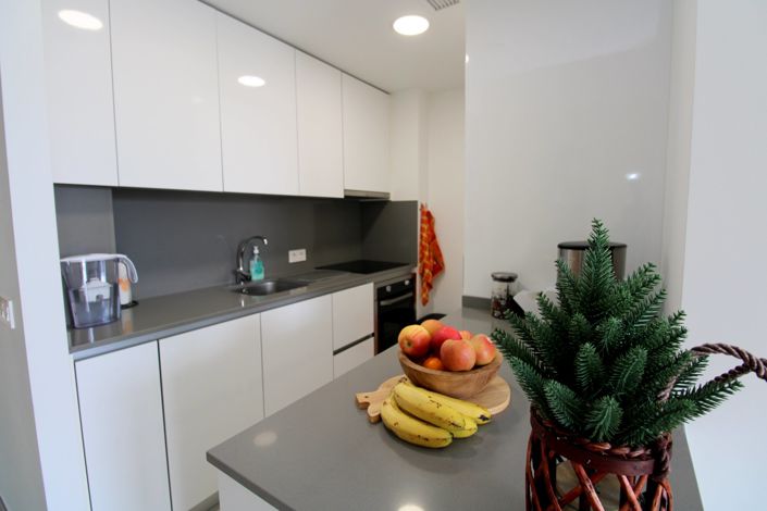 Image No.11-2 Bed Property for sale