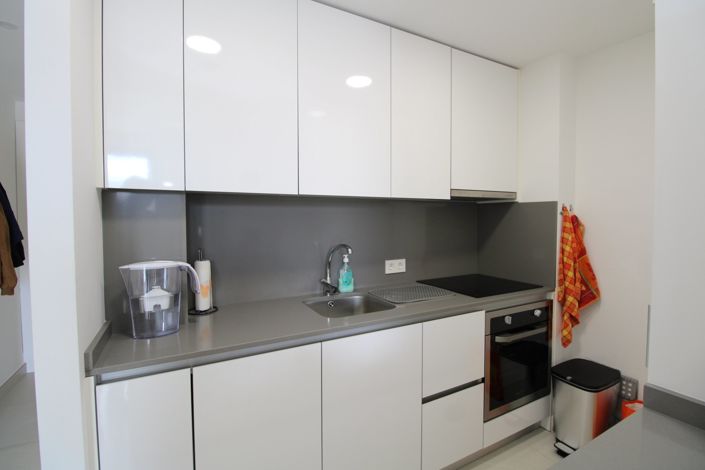 Image No.12-2 Bed Property for sale