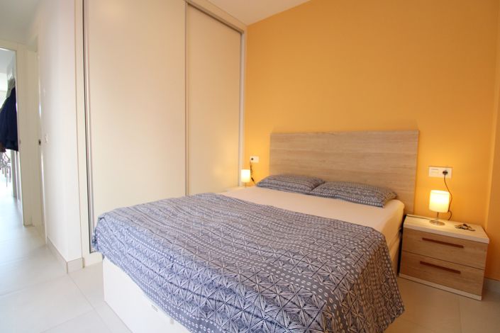 Image No.14-2 Bed Property for sale