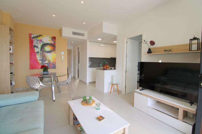 Image No.8-2 Bed Property for sale