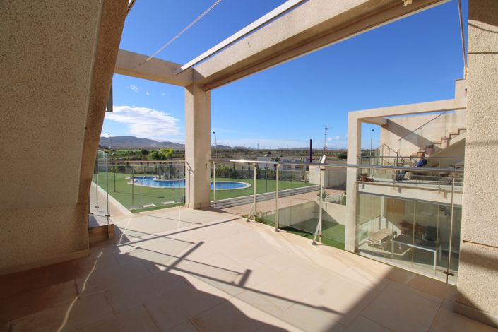 Image No.15-2 Bed Property for sale