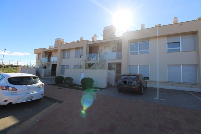 Image No.5-2 Bed Property for sale