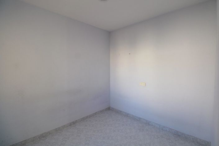 Image No.15-3 Bed Townhouse for sale