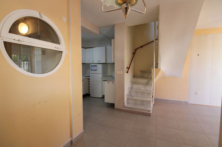 Image No.8-3 Bed Townhouse for sale