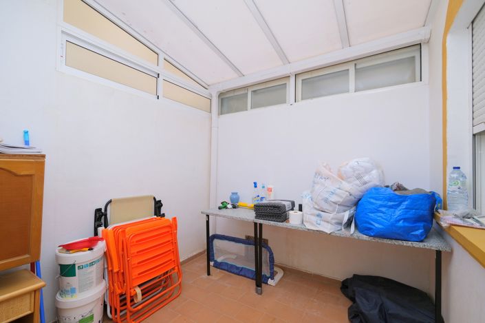 Image No.13-2 Bed Property for sale