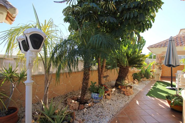 Image No.25-2 Bed Villa for sale