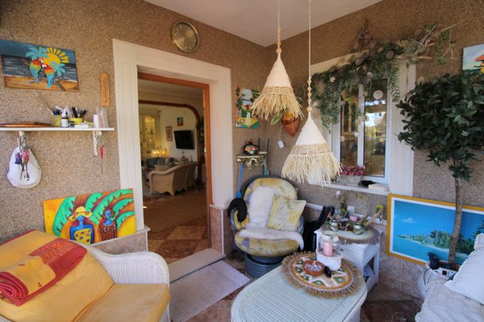 Image No.6-2 Bed Townhouse for sale