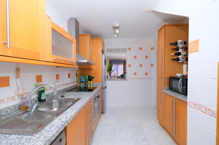 Image No.10-3 Bed Villa for sale