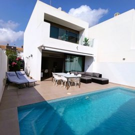 Home España most sold property