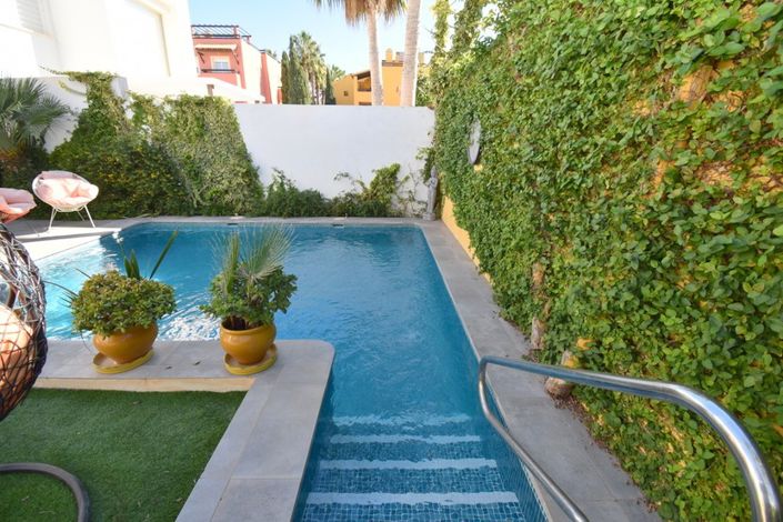 Image No.2-3 Bed Villa for sale