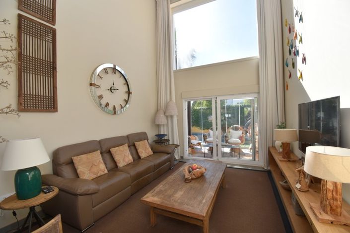 Image No.3-3 Bed Villa for sale