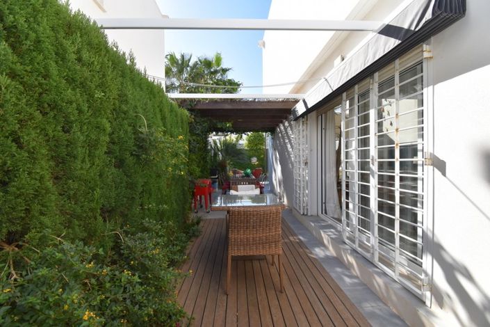 Image No.30-3 Bed Villa for sale