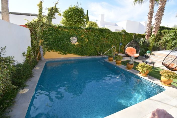 Image No.32-3 Bed Villa for sale