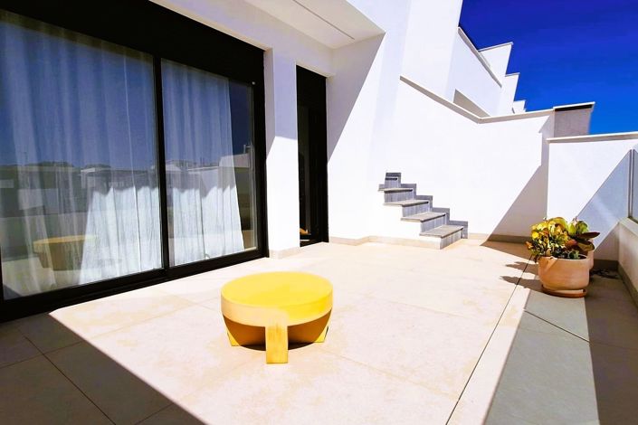 Image No.14-3 Bed Villa for sale