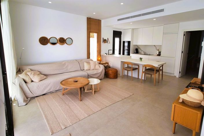 Image No.2-3 Bed Villa for sale