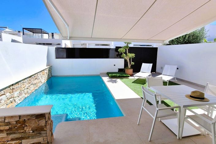 Image No.5-3 Bed Villa for sale