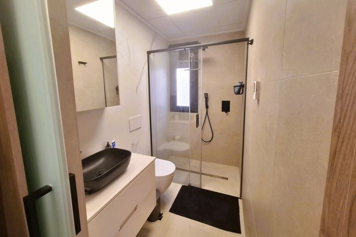 Image No.10-3 Bed Villa for sale