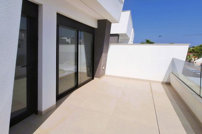 Image No.16-3 Bed Villa for sale