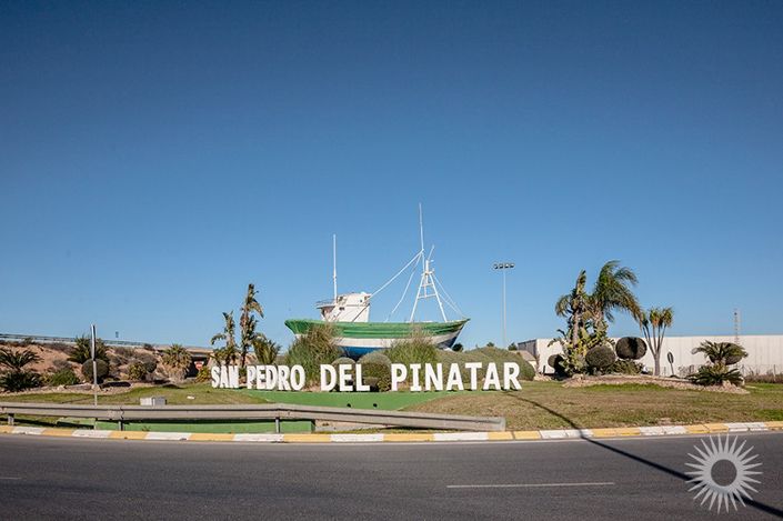 Image No.23-3 Bed Property for sale