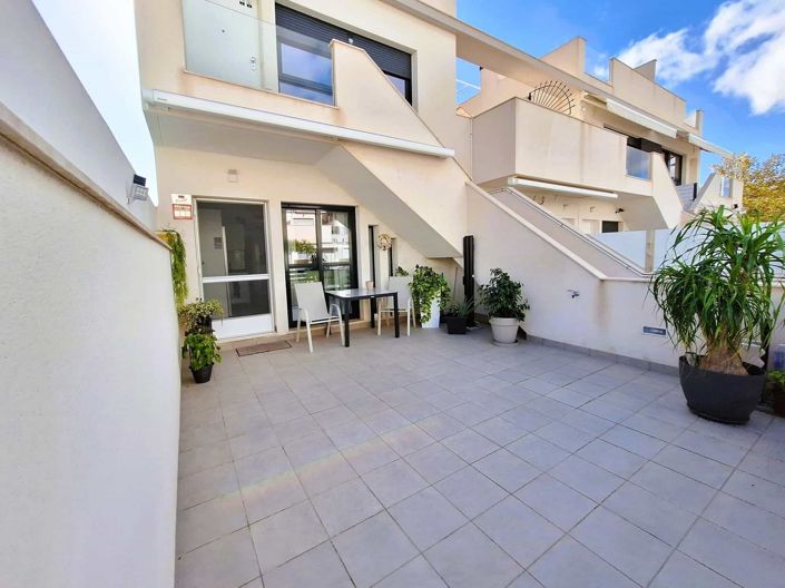 Image No.1-2 Bed Property for sale