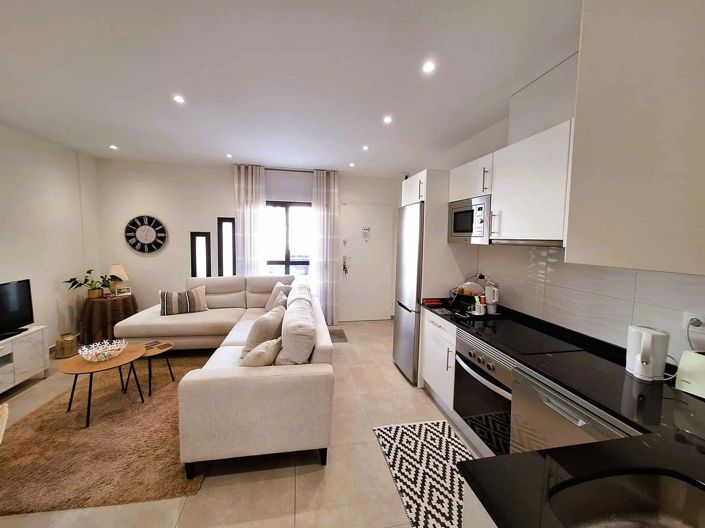 Image No.7-2 Bed Property for sale