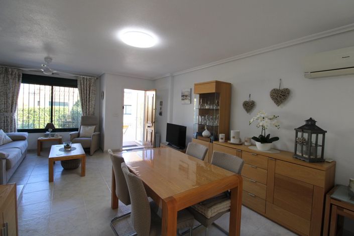 Image No.11-2 Bed Townhouse for sale