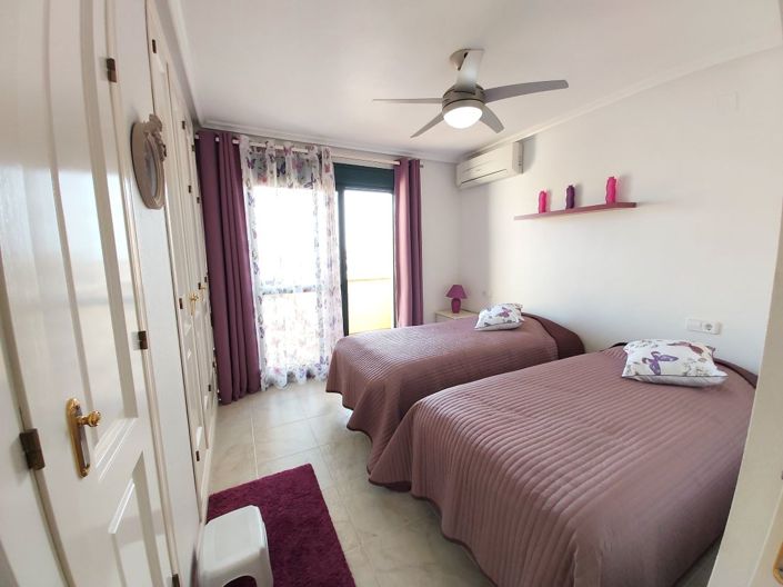 Image No.16-2 Bed Townhouse for sale