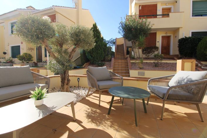 Image No.18-2 Bed Townhouse for sale