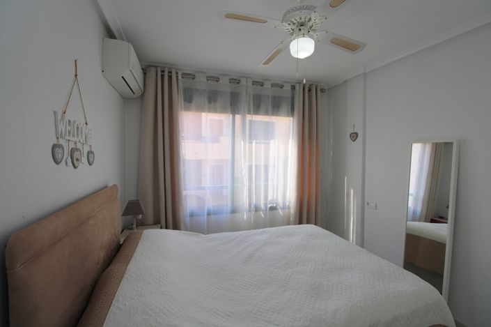 Image No.19-2 Bed Townhouse for sale