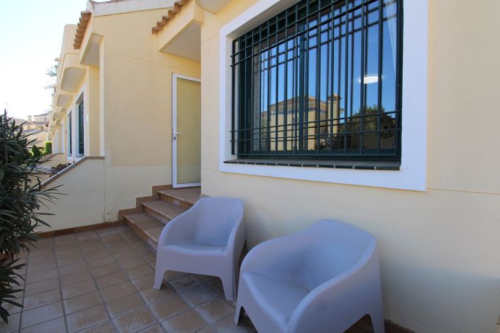 Image No.7-2 Bed Townhouse for sale