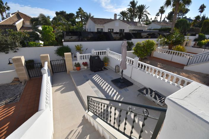 Image No.23-2 Bed Townhouse for sale