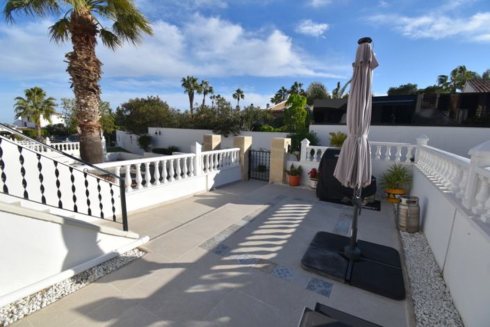 Image No.24-2 Bed Townhouse for sale