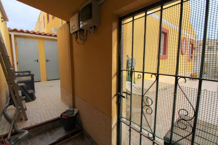 Image No.24-2 Bed Townhouse for sale