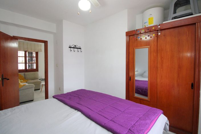 Image No.14-1 Bed Property for sale