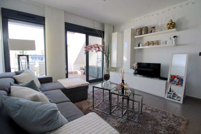 Image No.7-2 Bed Property for sale