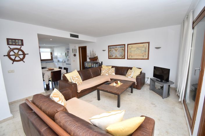 Image No.12-2 Bed Apartment for sale