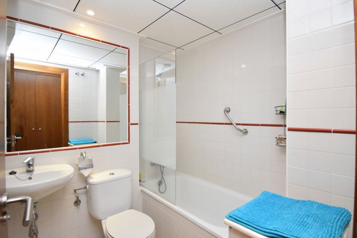 Image No.19-2 Bed Apartment for sale