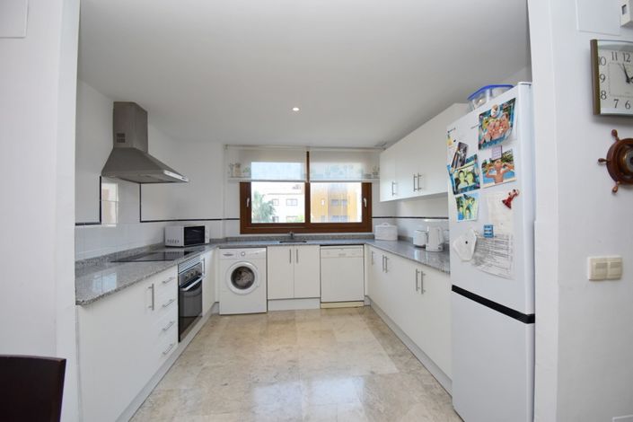 Image No.5-2 Bed Apartment for sale