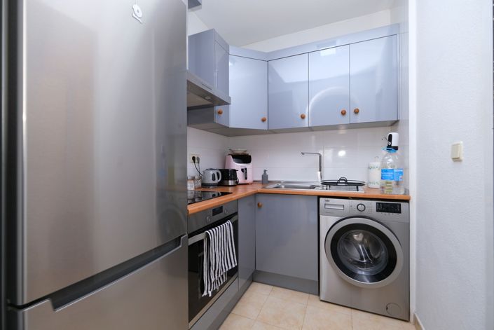 Image No.7-2 Bed Property for sale