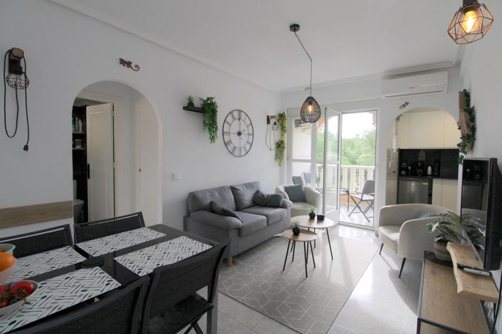 Image No.2-3 Bed Property for sale