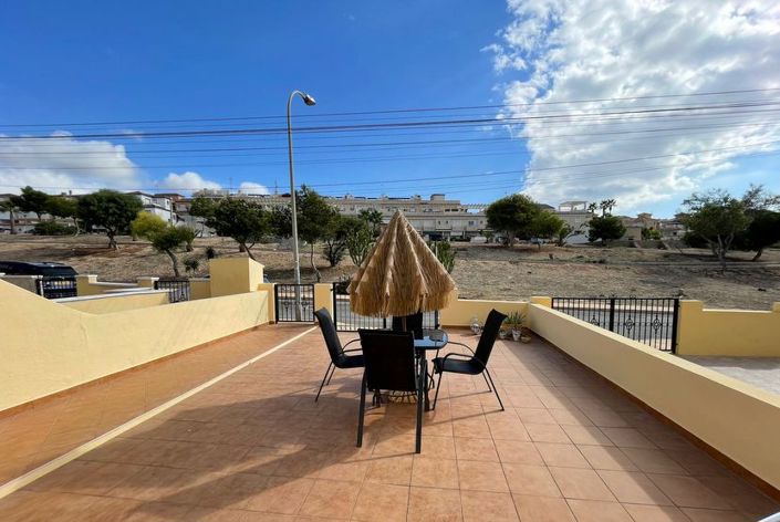 Image No.2-2 Bed Property for sale