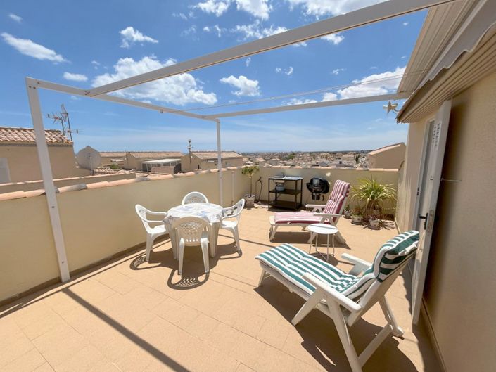 Image No.4-2 Bed Property for sale