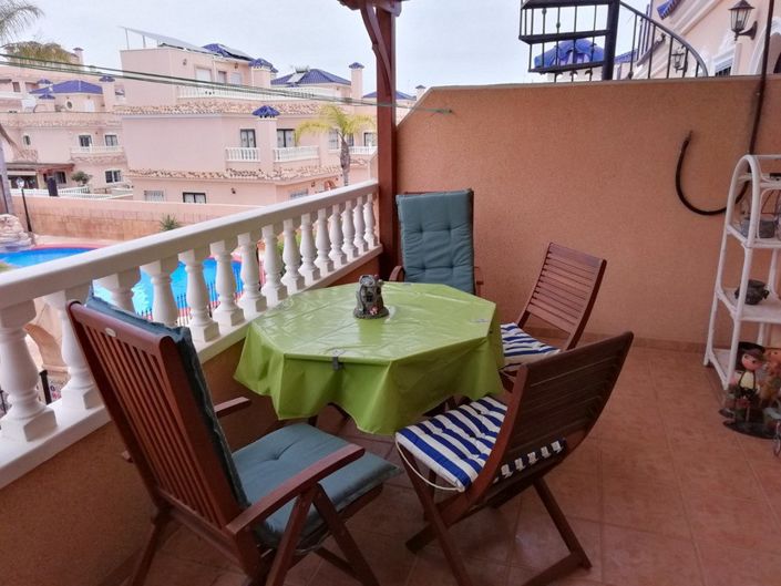 Image No.14-2 Bed Townhouse for sale