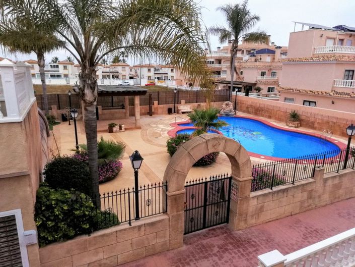 Image No.17-2 Bed Townhouse for sale